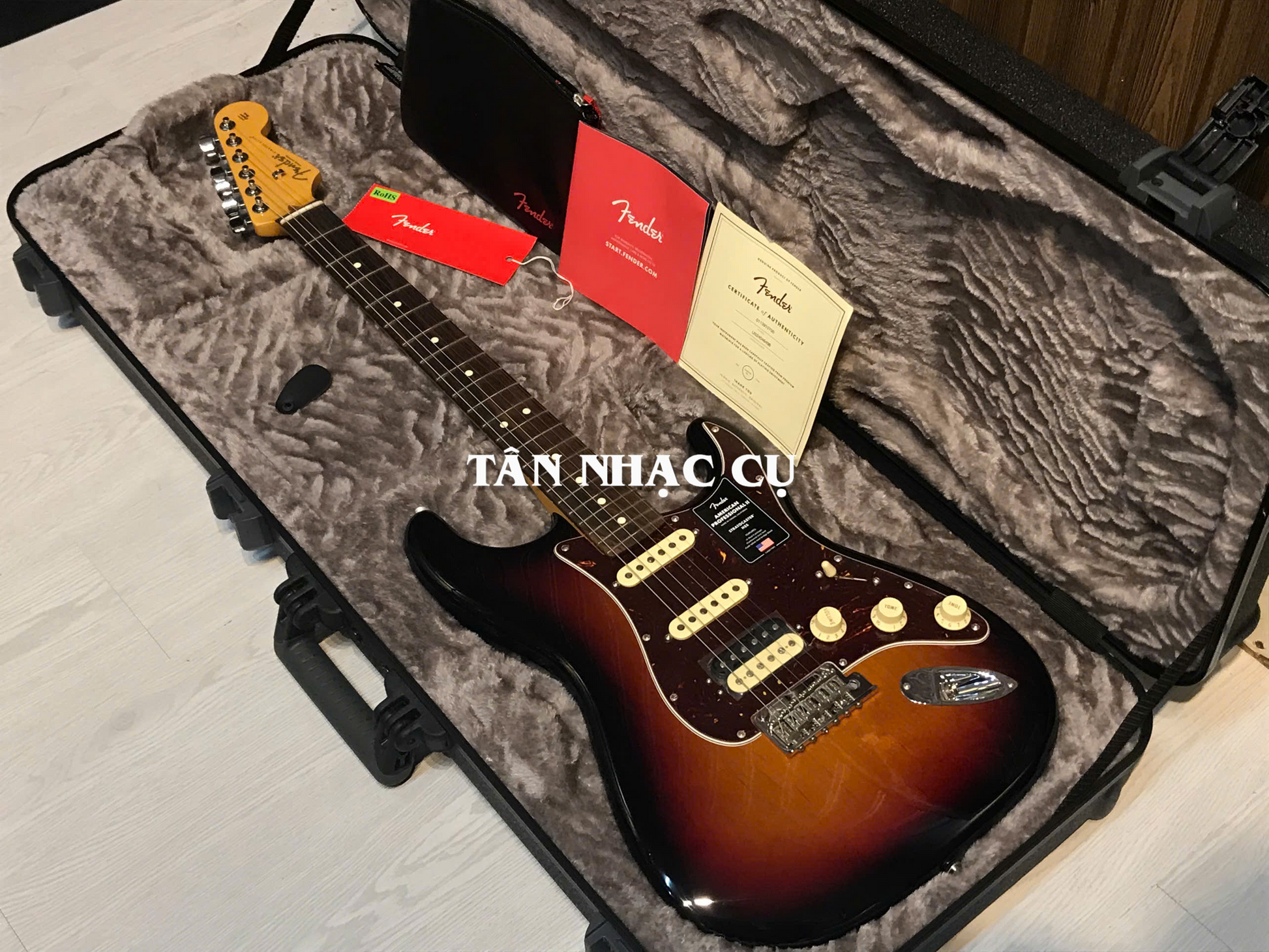 Fender American Professional II Stratocaster® HSS - 3 Color Sunburst
