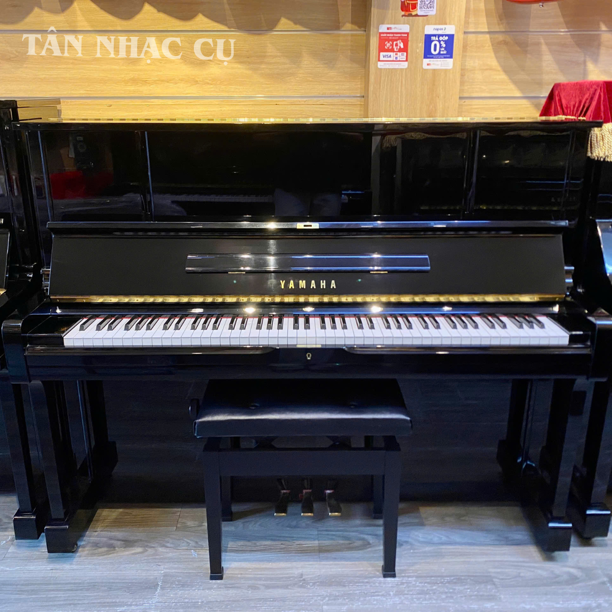Đàn Piano Cơ Upright Yamaha UX1 
