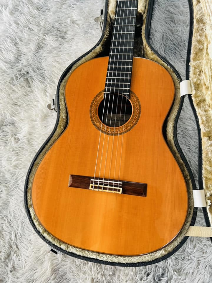 Đàn Guitar Classic Matsuoka M150
