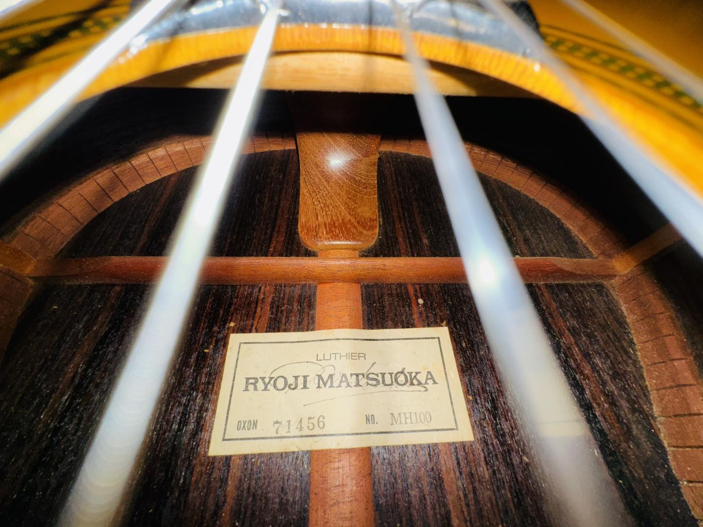 Đàn Guitar Classic Matsuoka MH100