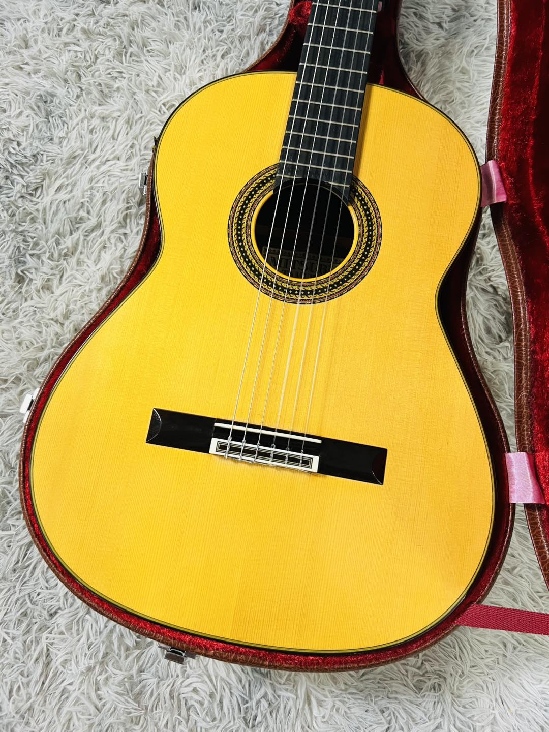 Đàn Guitar Classic Mitsuru Tamura No2000