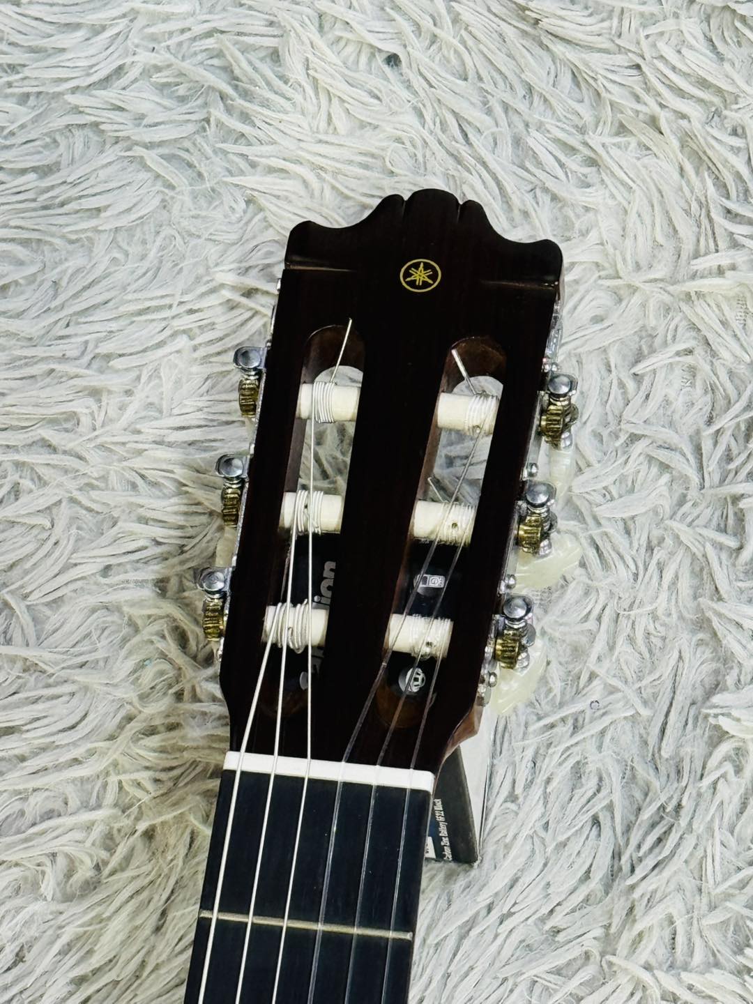 Đàn Guitar Classic Yamaha C180