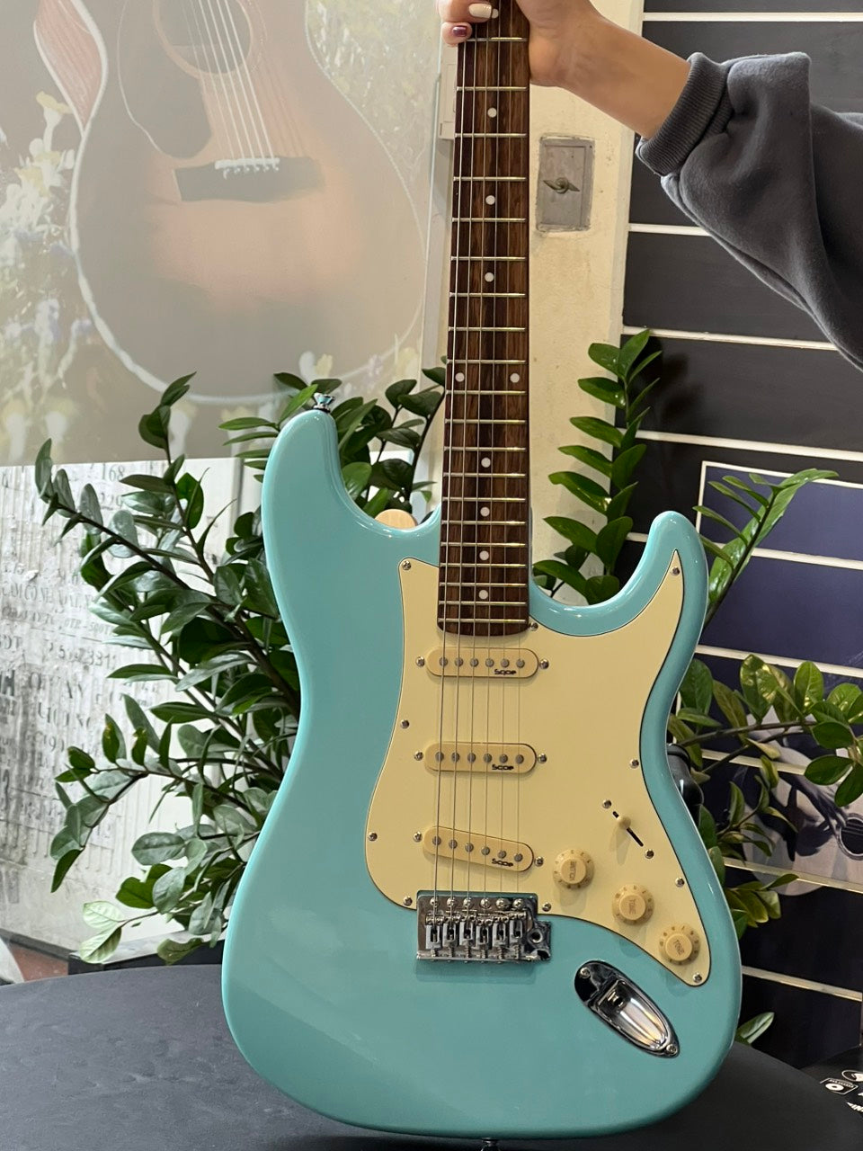 Đàn Guitar Điện Sqoe SEST200 SSS Electric Guitar,  Rosewood Fingerboard, Sky Blue