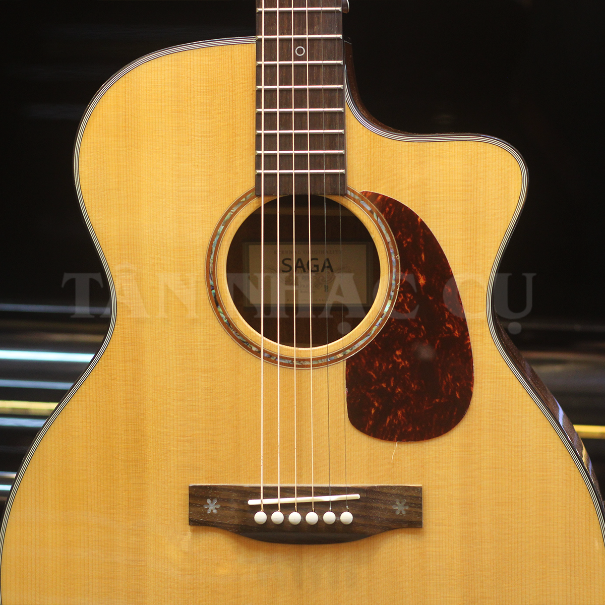 Đàn Guitar Saga SF830GCE Acoustic