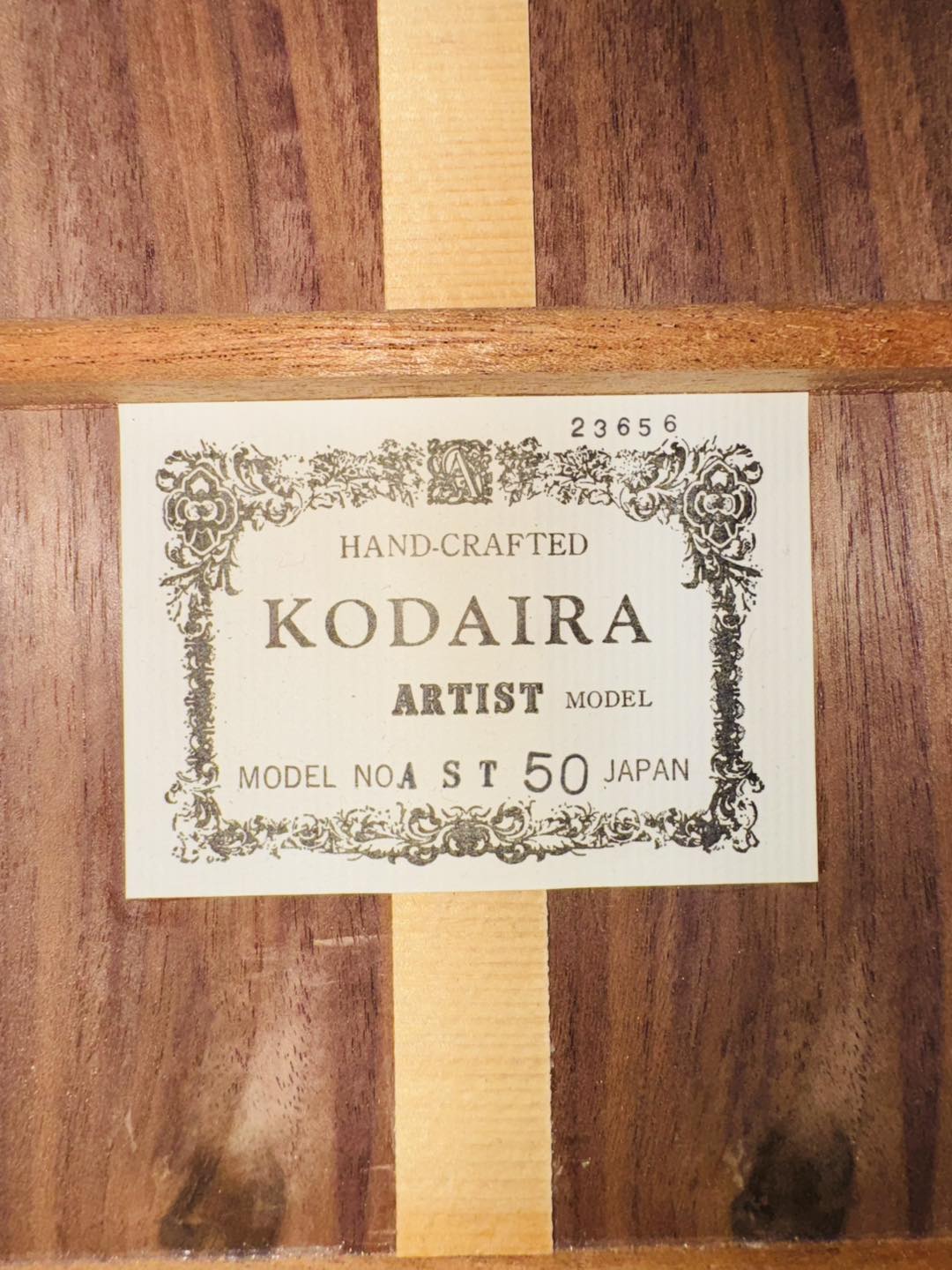 Đàn Guitar Classic Kodaira AST50