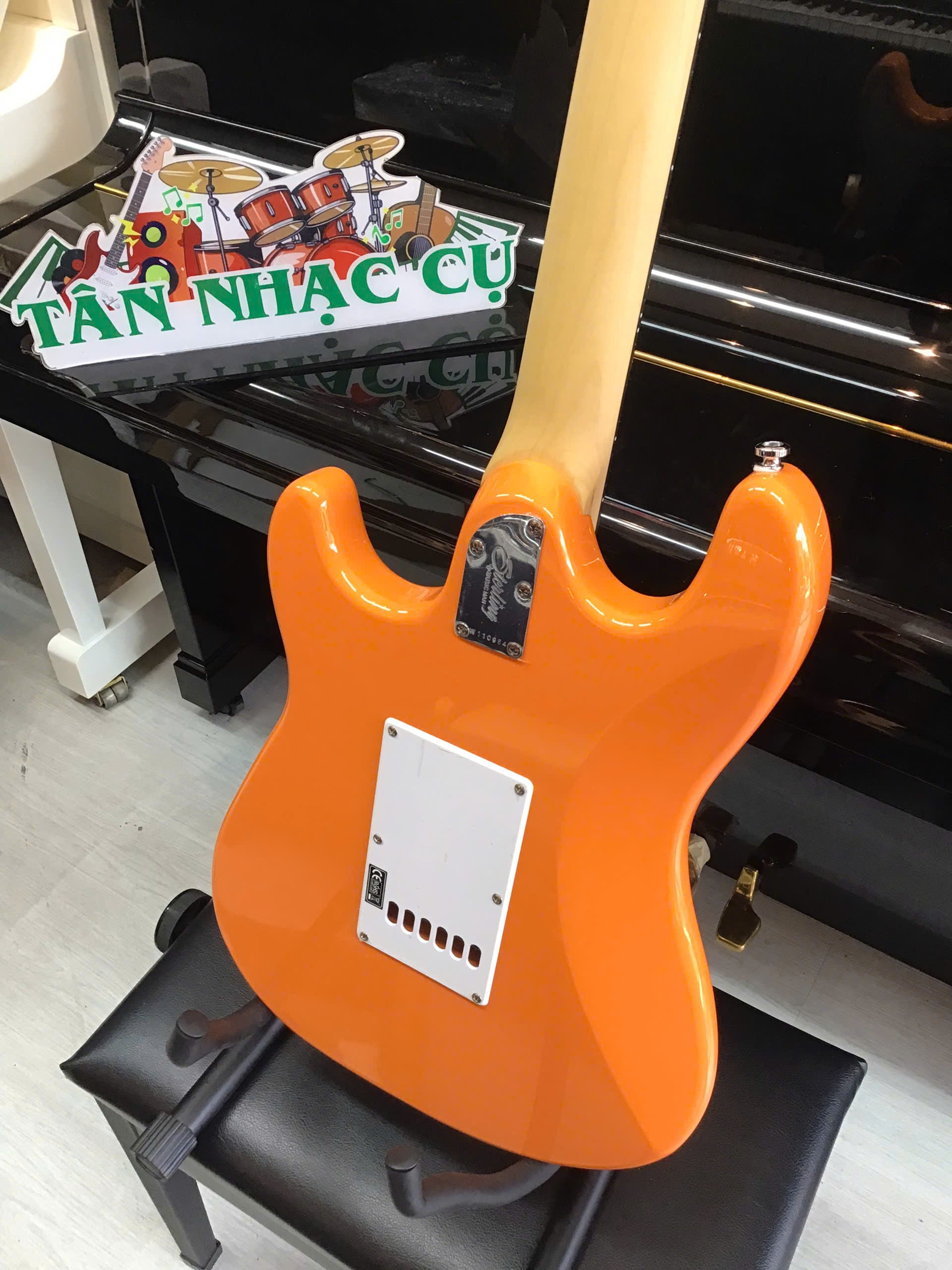 Đàn Guitar Điện Sterling By Music Man Cutlass CT20, Sunrise Orange
