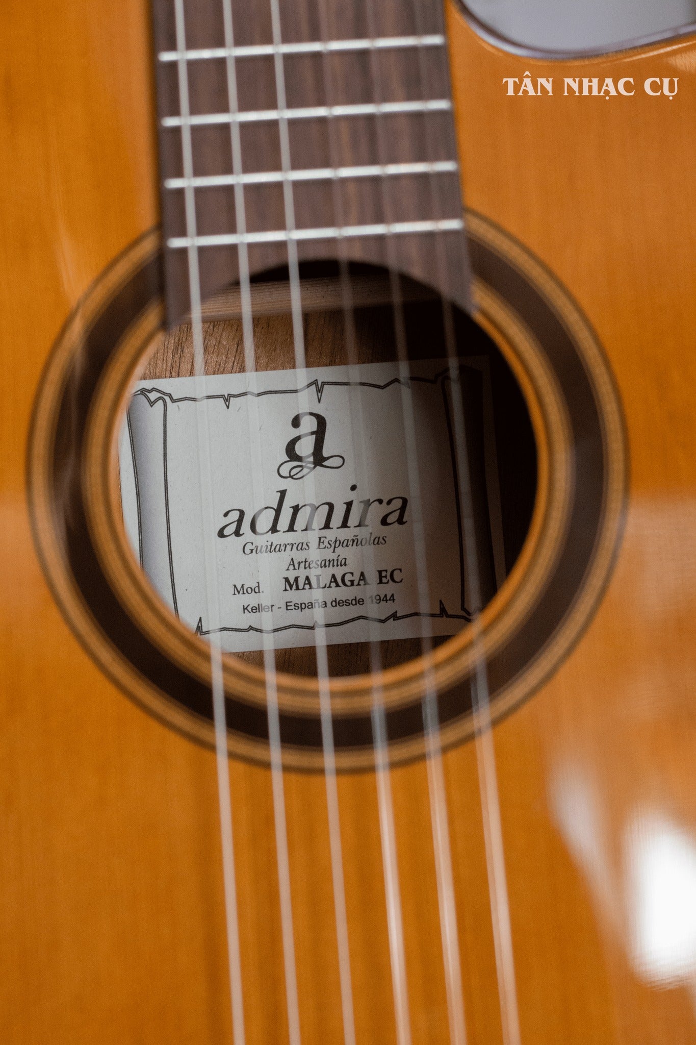 Đàn Guitar Classic Admira Malaga  EC