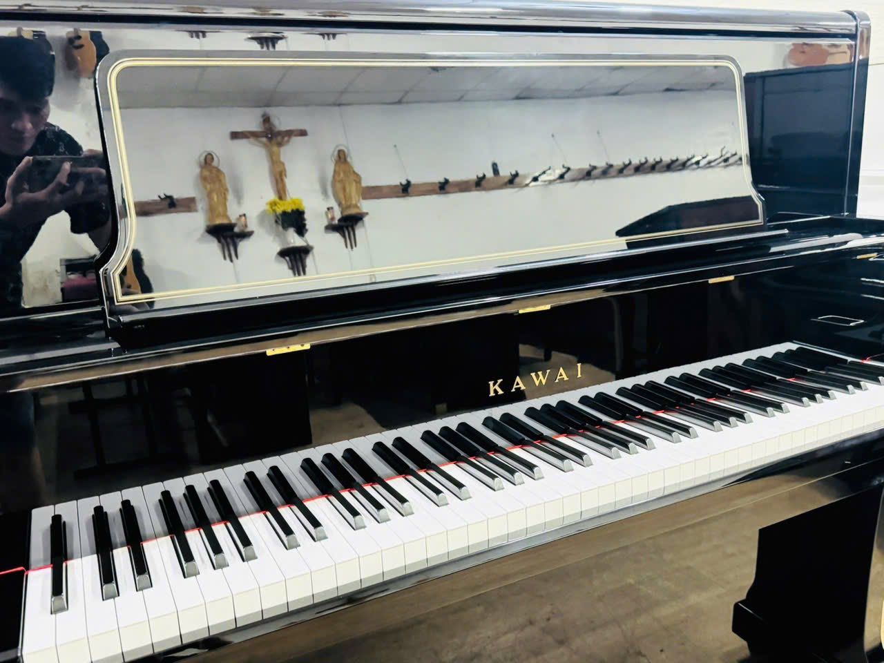 Đàn Piano Cơ Upright Kawai BL82