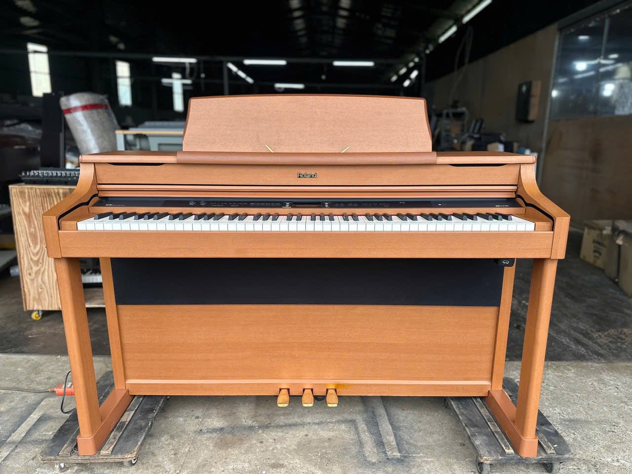 Đàn Piano Điện Roland HP207
