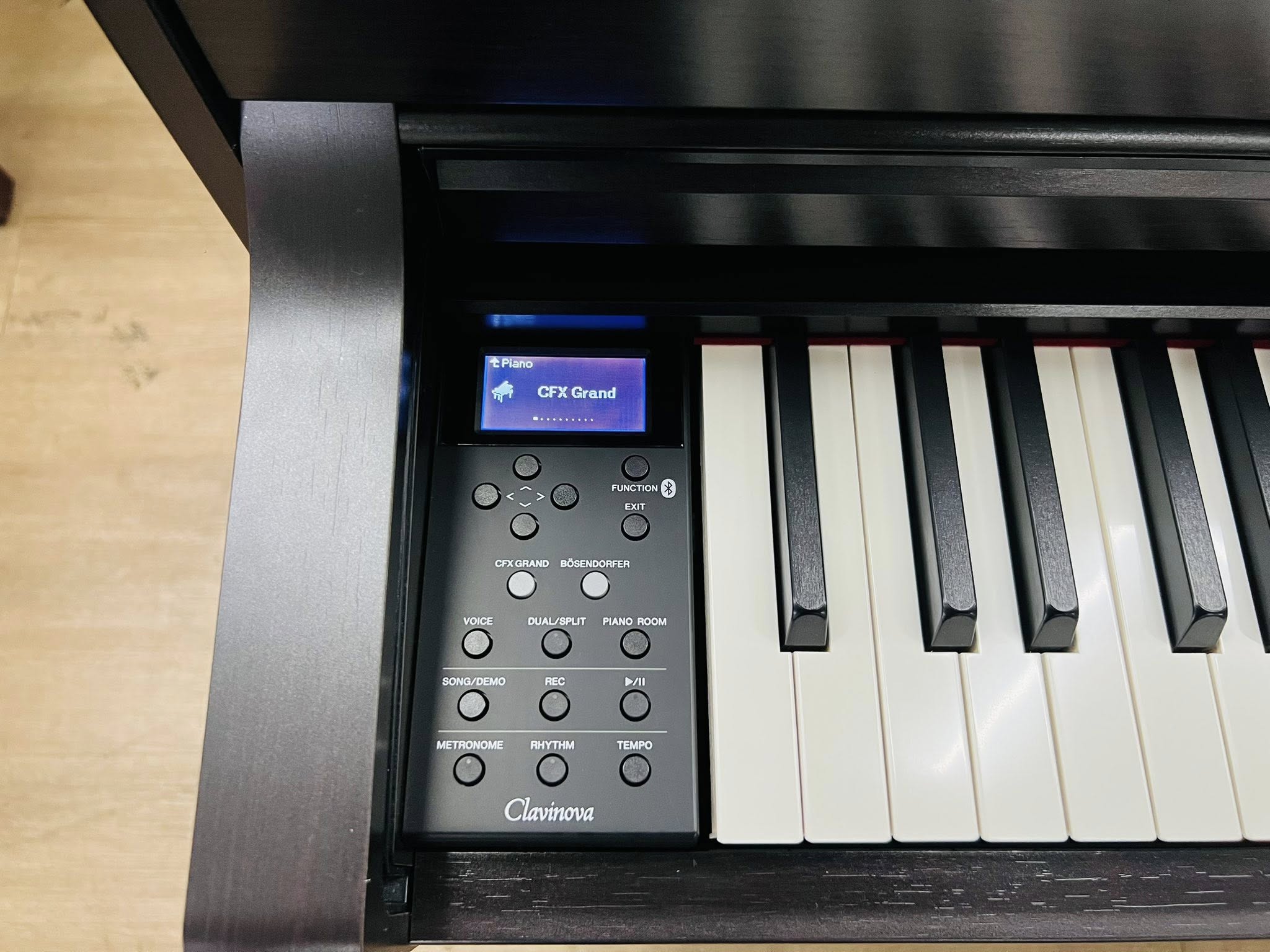 Đàn Piano Điện Yamaha CLP645