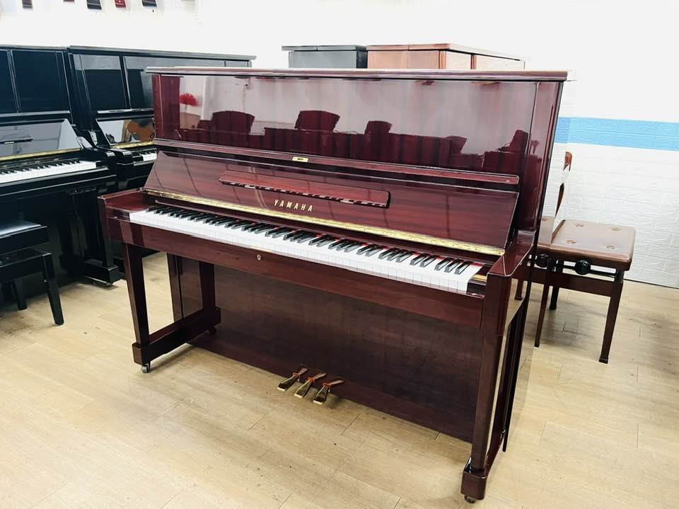 Đàn Piano Cơ Yamaha W108B