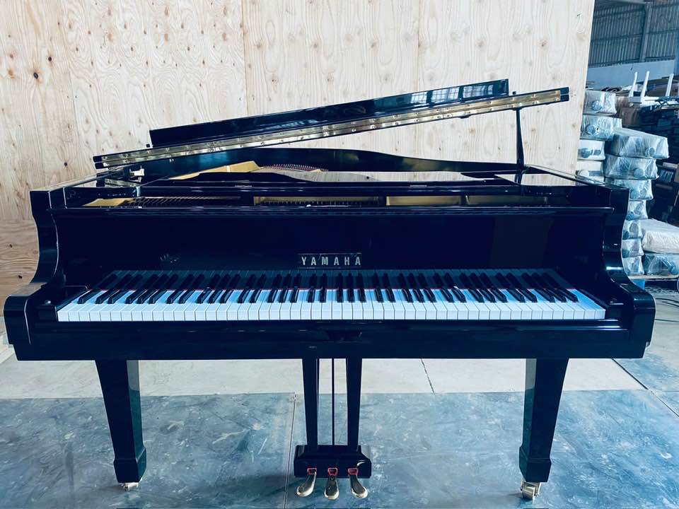 Đàn Grand Piano Yamaha G2E