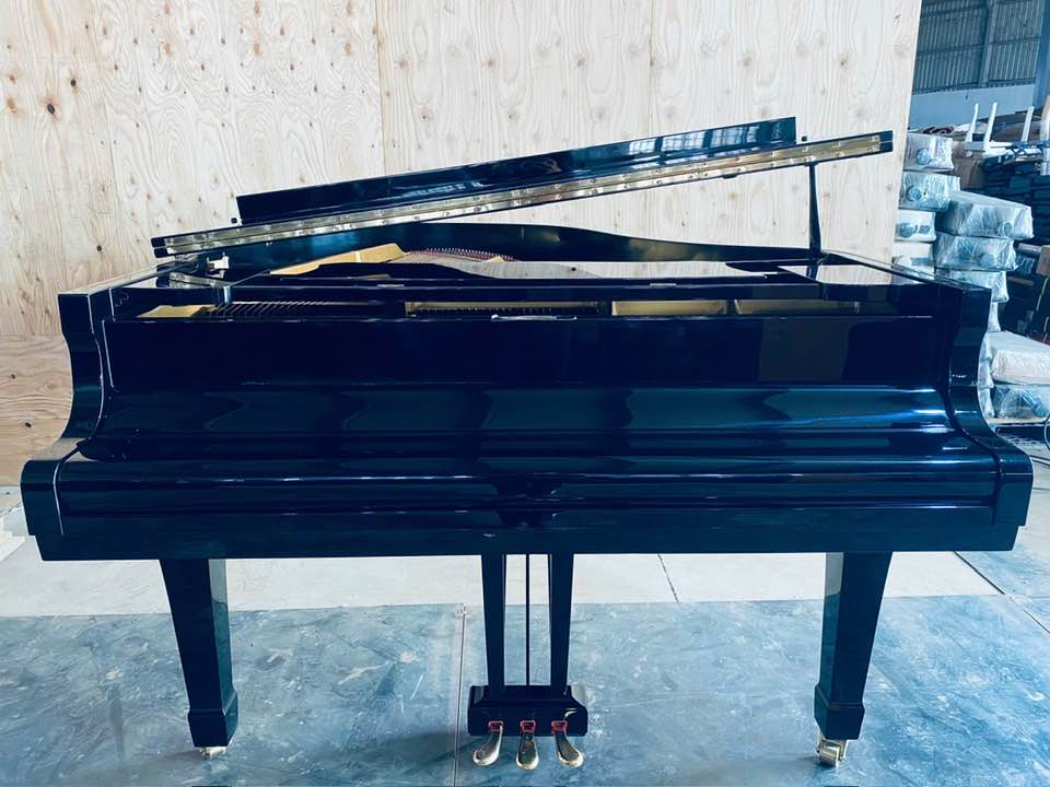 Đàn Grand Piano Yamaha G2E
