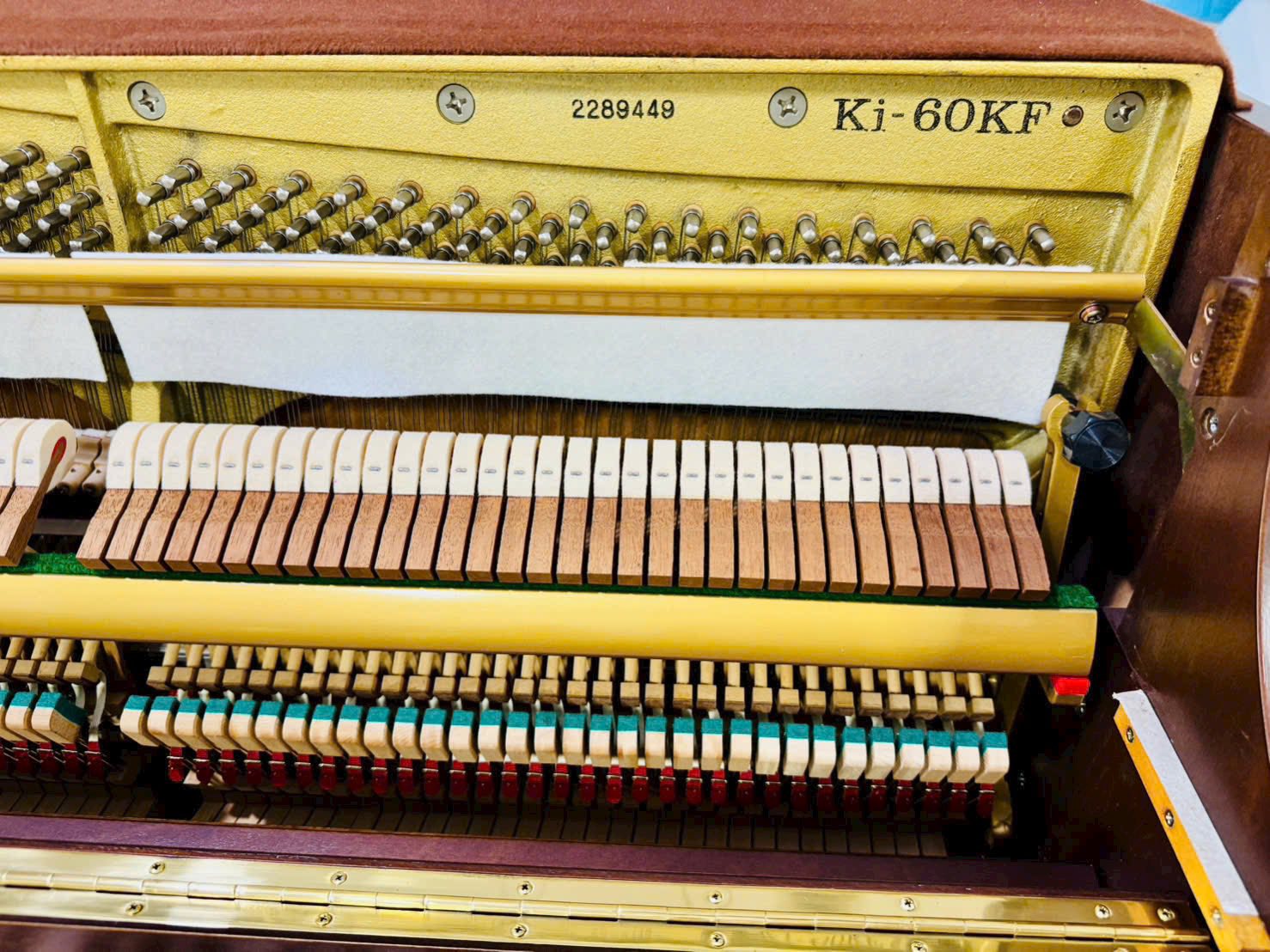 Đàn Piano Cơ Upright Kawai Ki60KF