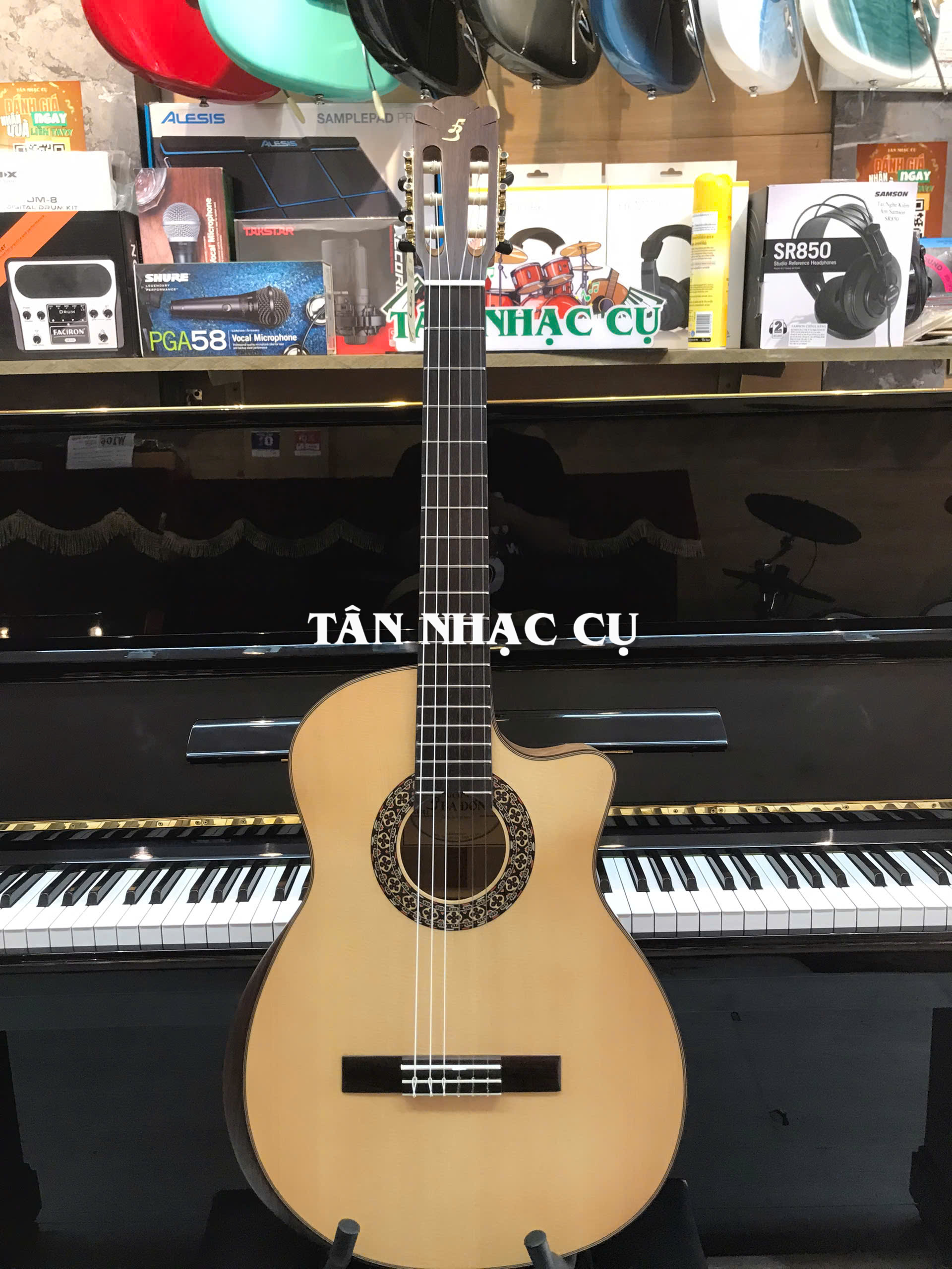 Đàn Guitar Classic Ba Đờn C600J Gỗ Còng, EQ Fishman Presys II
