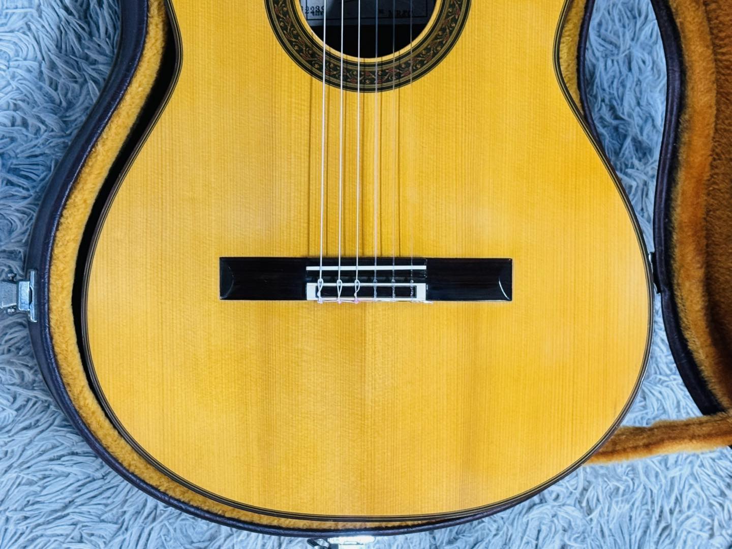 Đàn Guitar Classic Matsuoka MR80