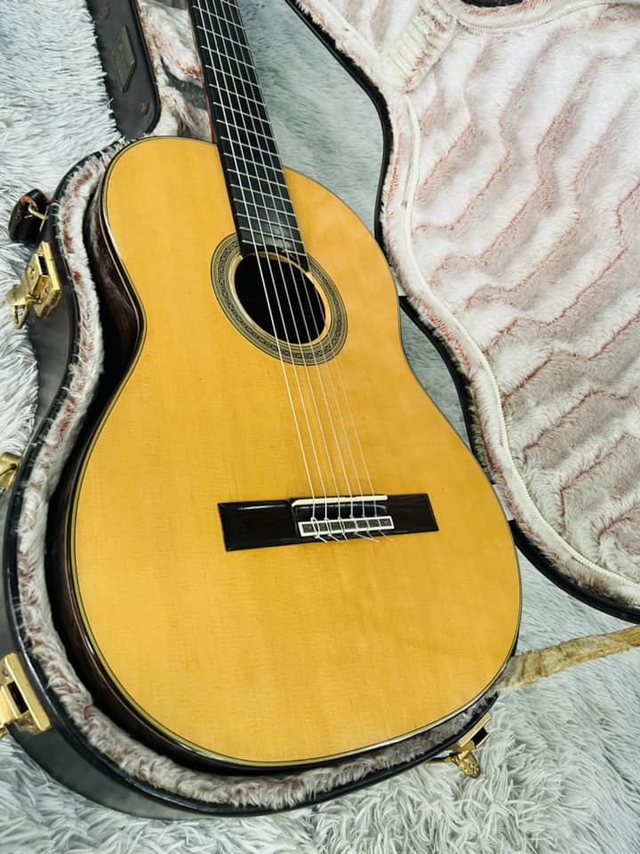 Đàn Guitar Classic Yamaha GC30B