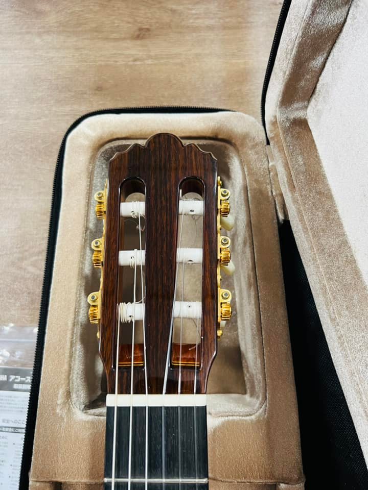Đàn Guitar Classic Yamaha GC42S