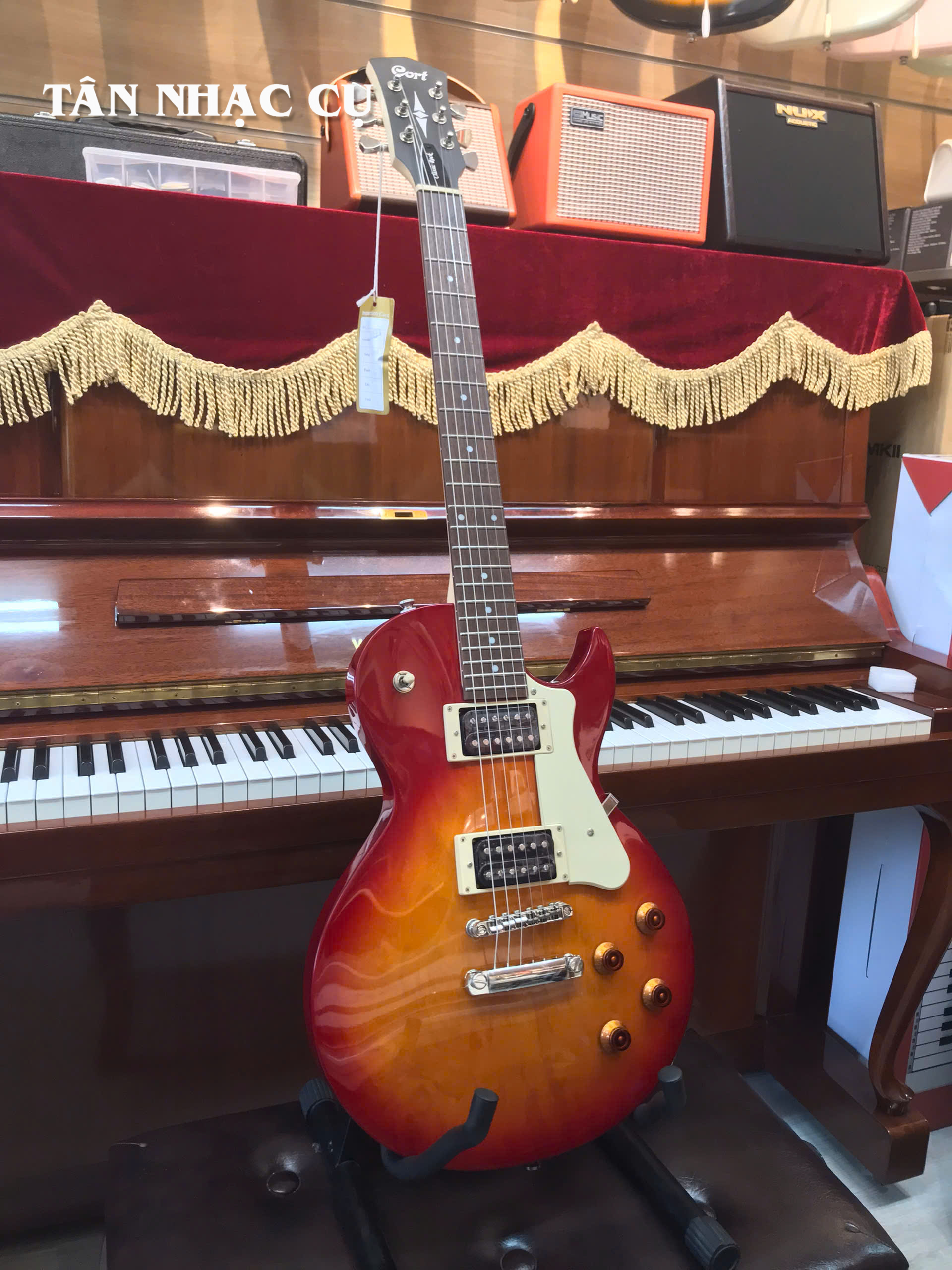 Đàn Guitar Điện Cort CR100 HH Electric Guitar, Cherry Red Sunburst