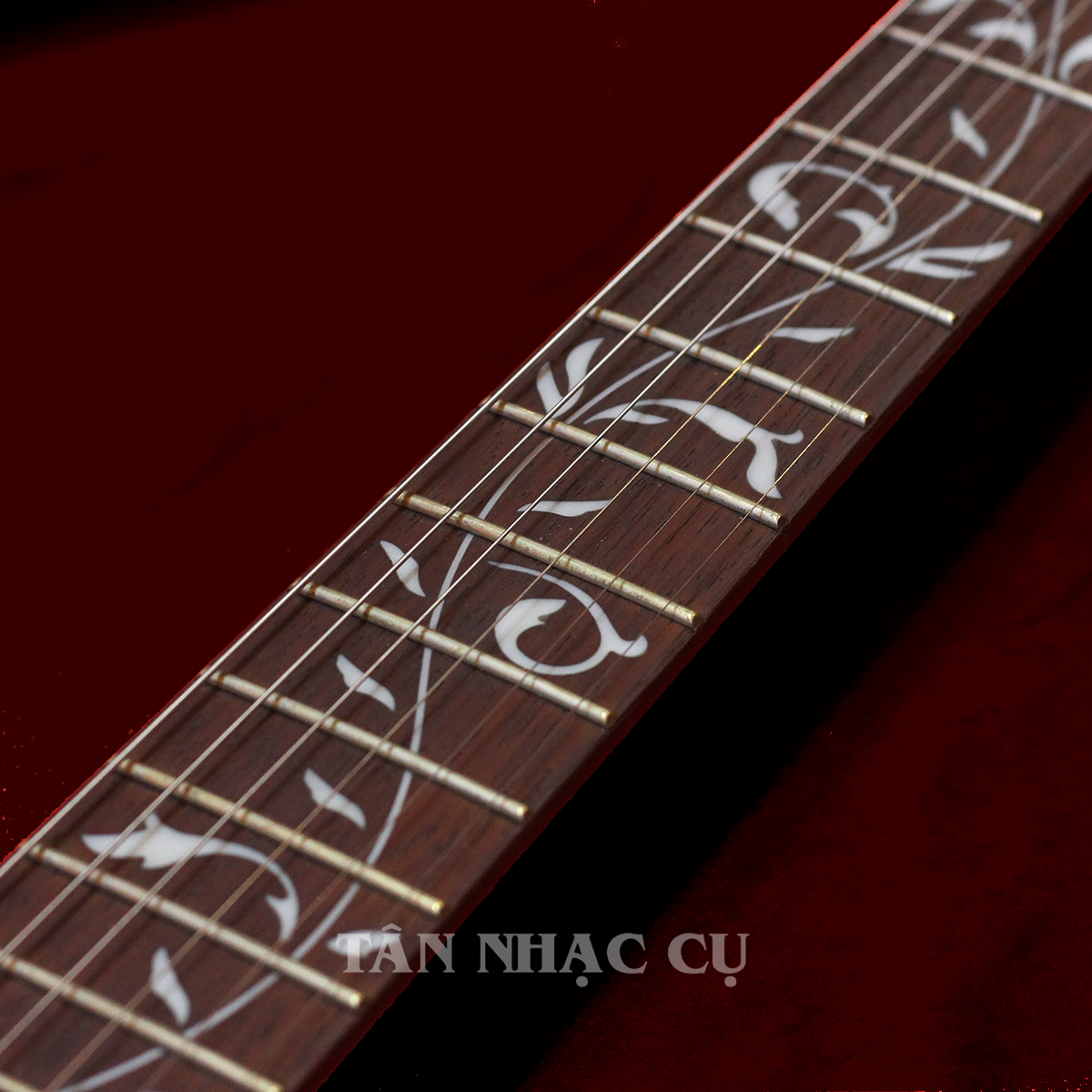 Đàn Guitar Điện Ibanez JEMJR Steve Vai Signature