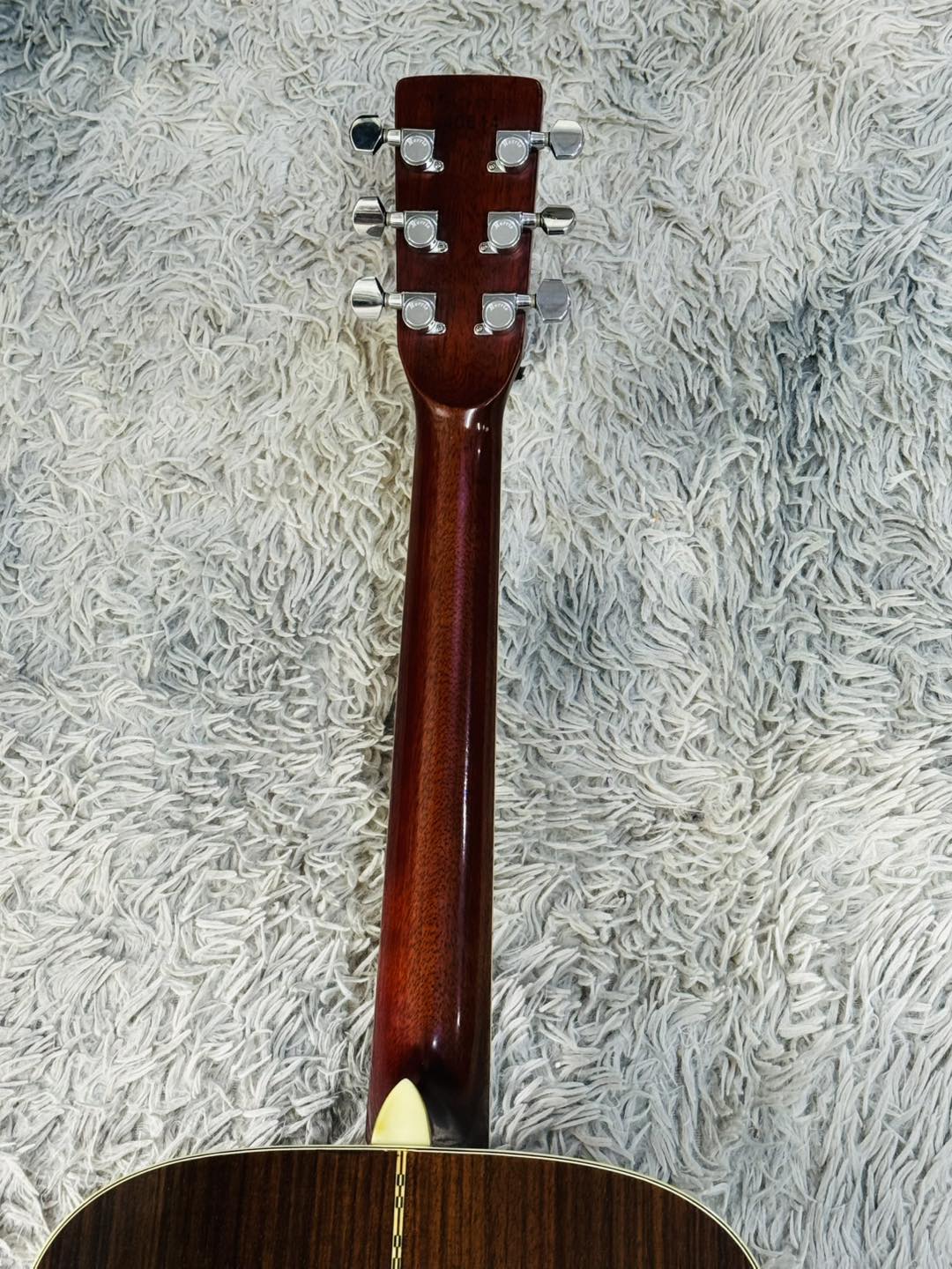 Đàn Guitar Acoustic Morris W30 1970