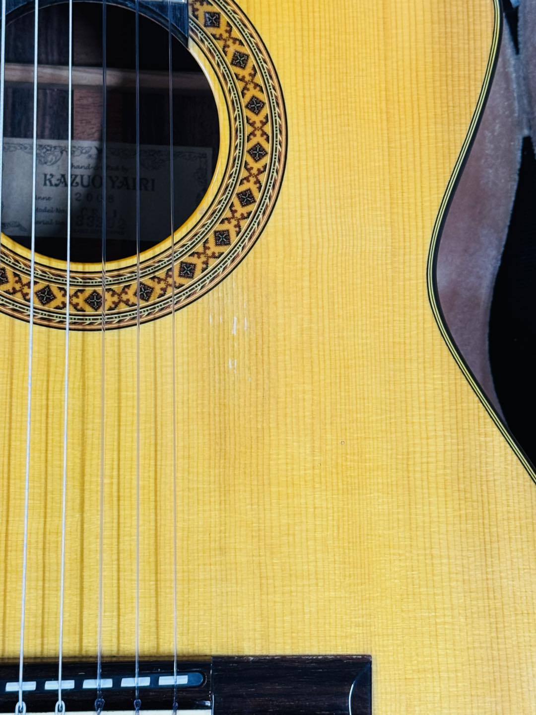 Đàn Guitar Classic Kazuo Yairi CE1