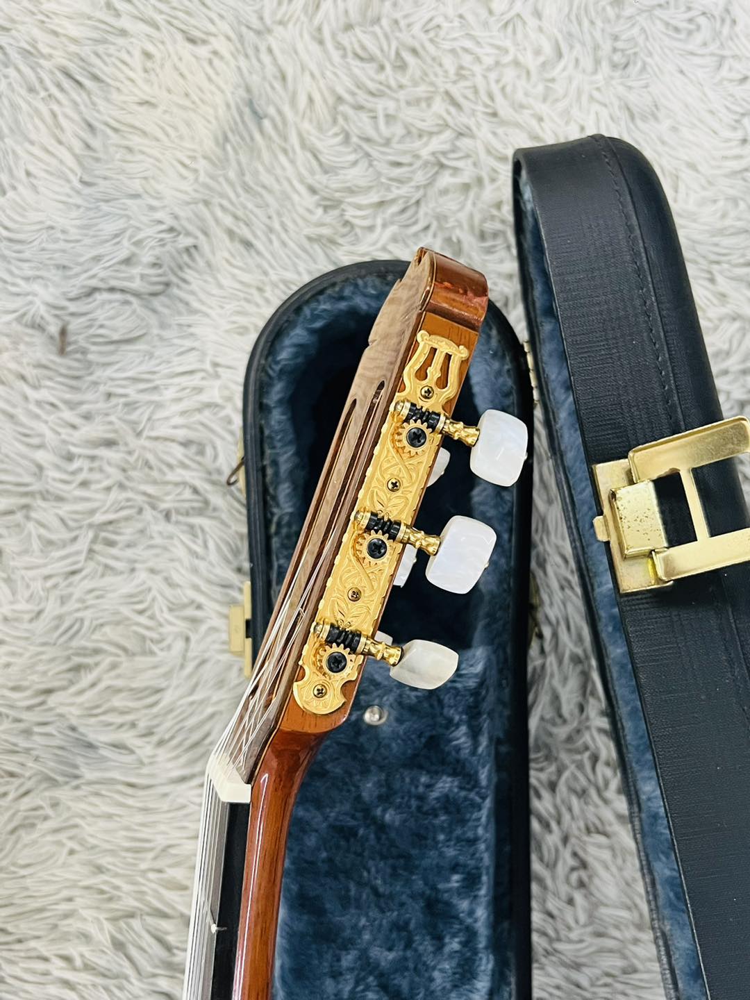 Đàn Guitar Classic Matsuoka M200