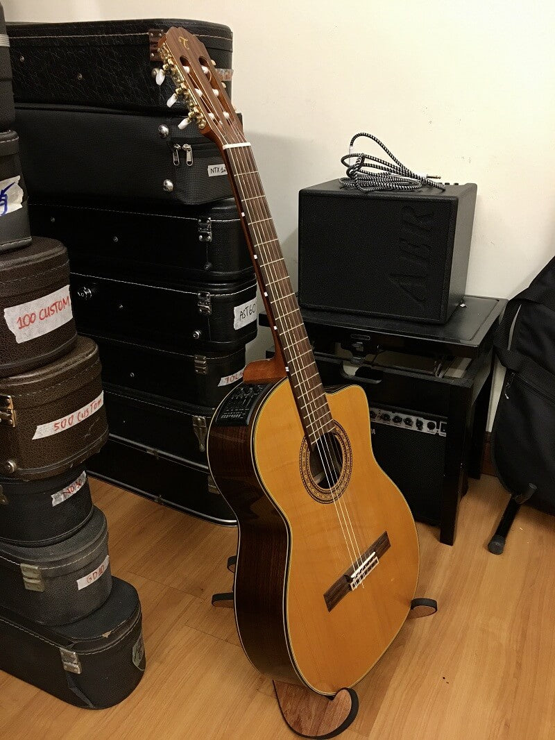 Đàn Guitar Classic Takamine TC132SC