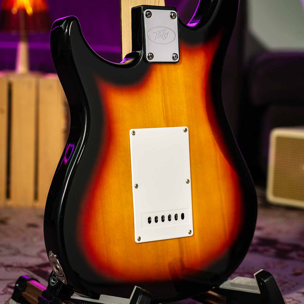 Đàn Guitar Điện Peavey Raptor Plus HSS Electric Guitar, Rosewood Fingerboard, Sunburst