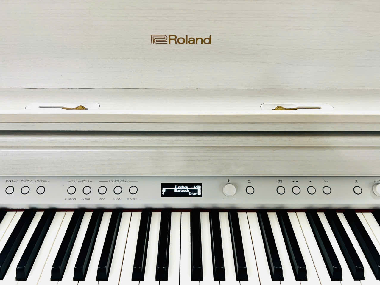 Đàn Piano Điện Roland LX705