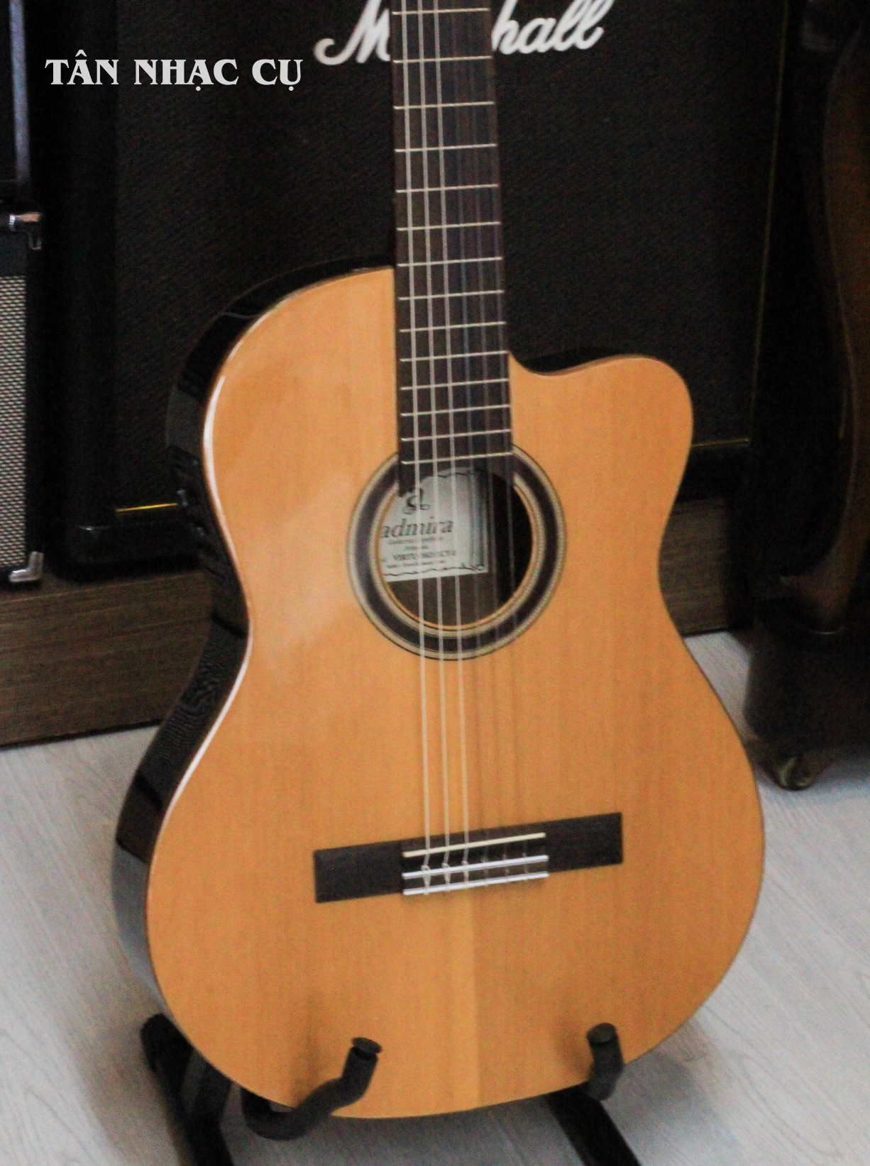 Đàn Guitar Classic Admira Virtuoso ECT-F