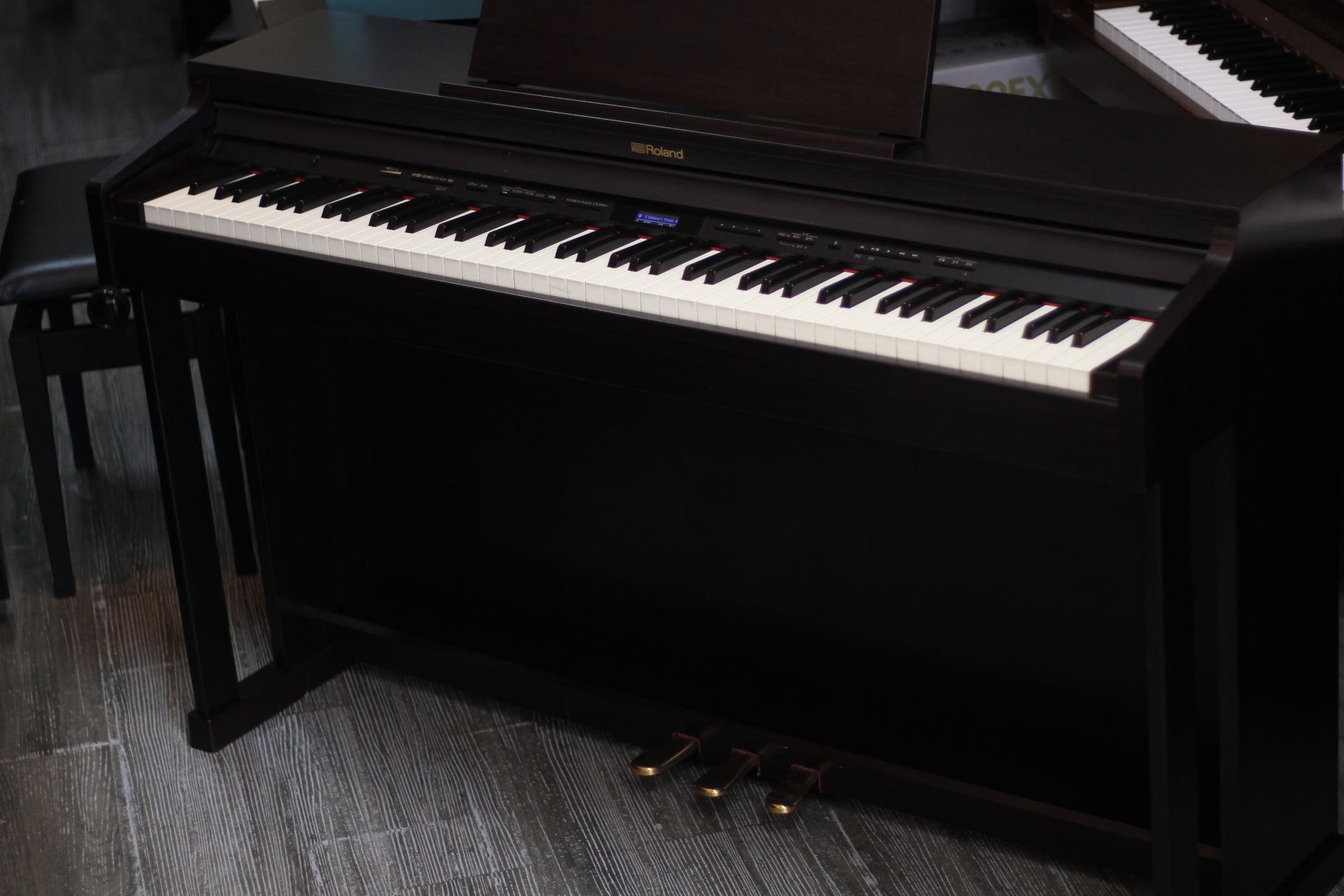 Đàn Piano Điện Roland HP601