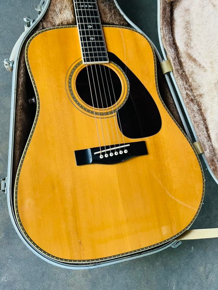 Đàn Guitar Acoustic Yamaha L10E