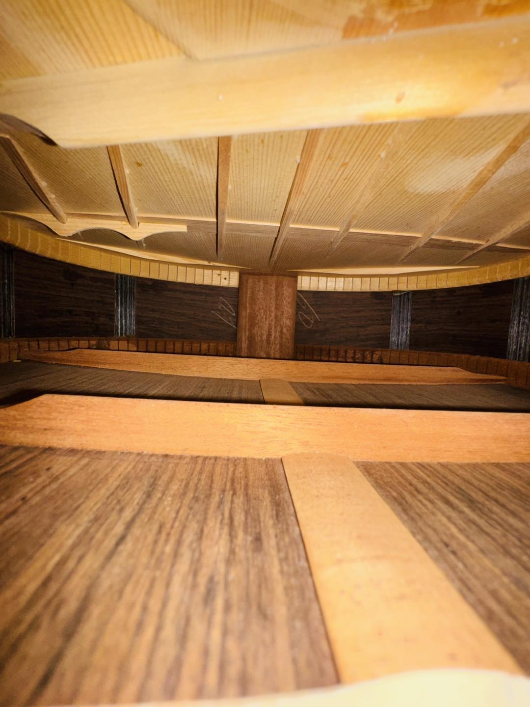 Đàn Guitar Classic Matsuoka MR80