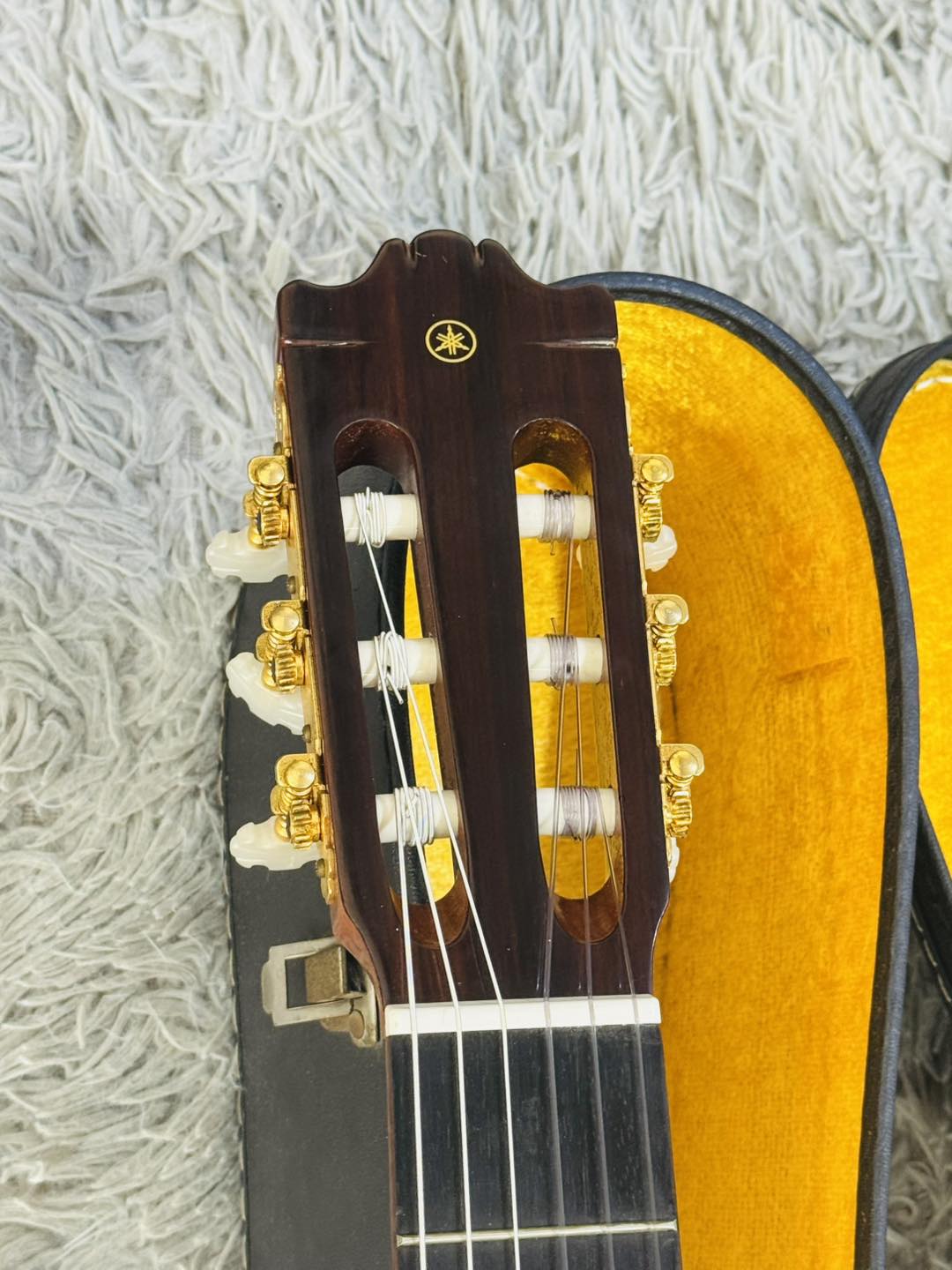 Đàn Guitar Classic Yamaha C250