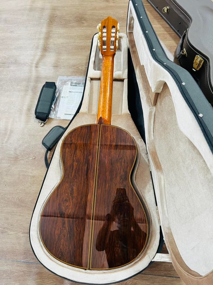 Đàn Guitar Classic Yamaha GC42S