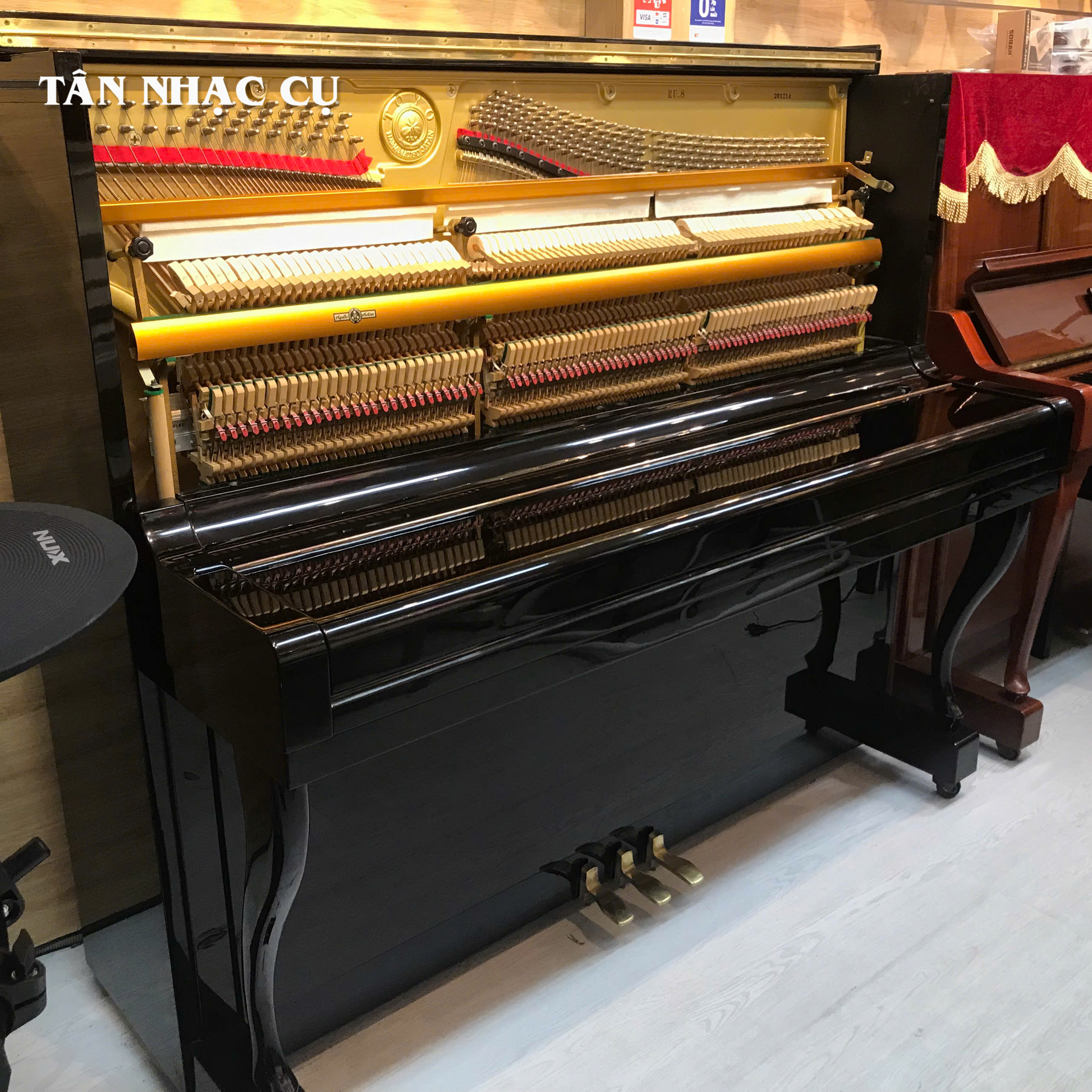 Đàn Piano Cơ Upright Apollo RU8