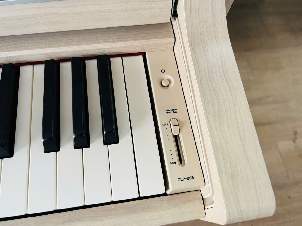 Đàn Piano Điện Yamaha CLP635