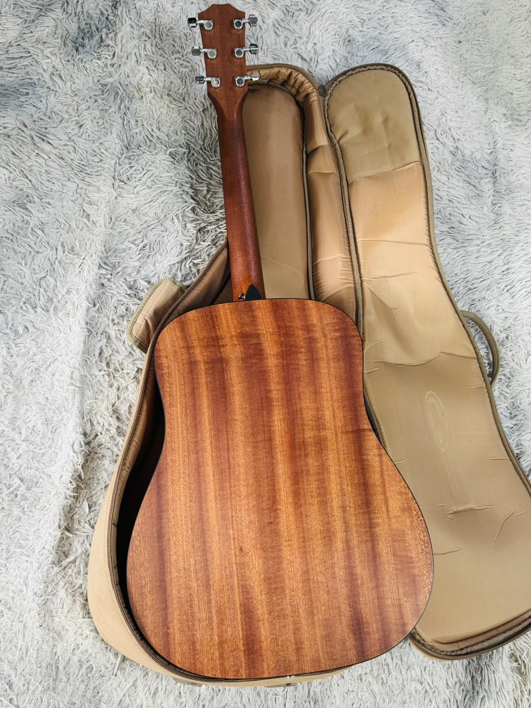 Đàn Guitar Acoustic Taylor 110
