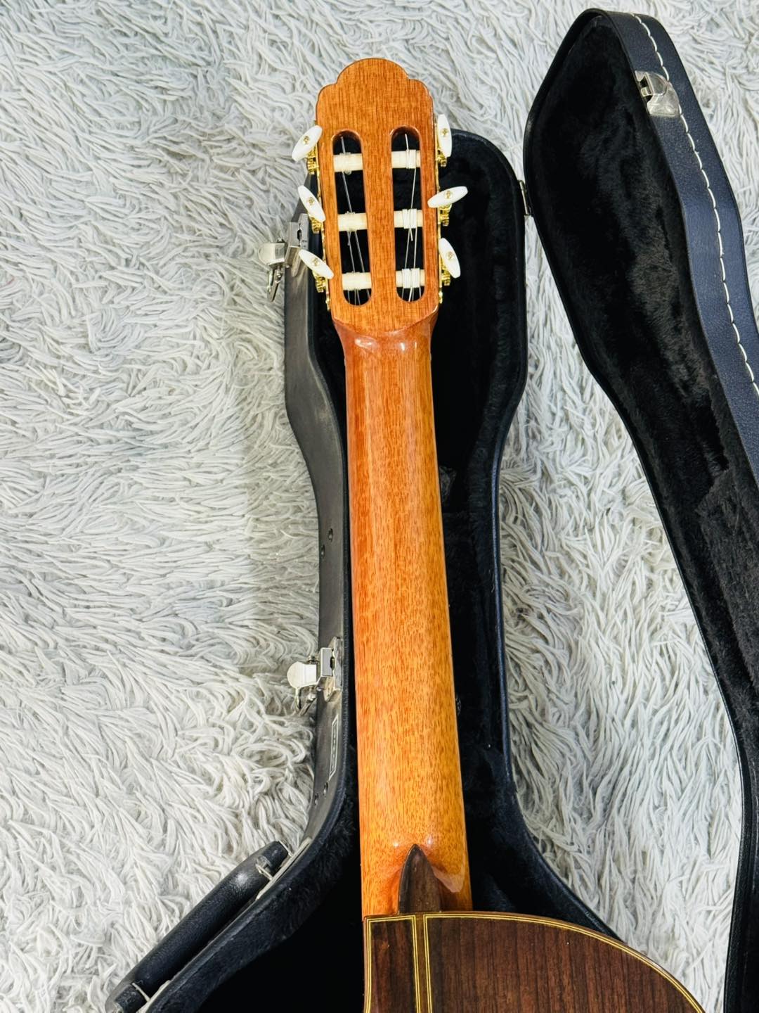 Đàn Guitar Classic Aria A60CWE