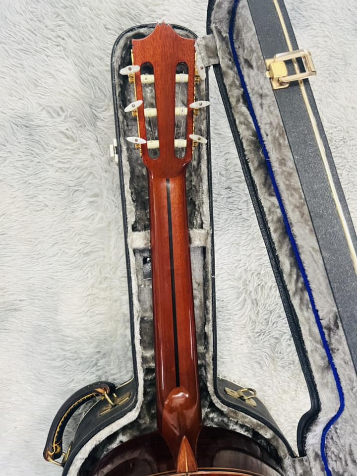 Đàn Guitar Classic Hiroshi Tamura P100