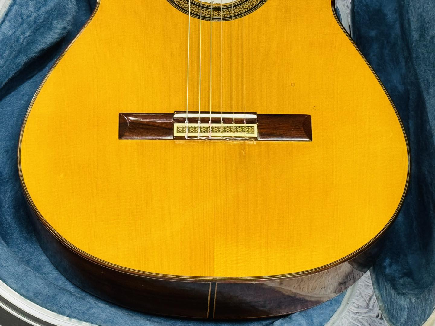 Đàn Guitar Classic Manuel Contreras 1983