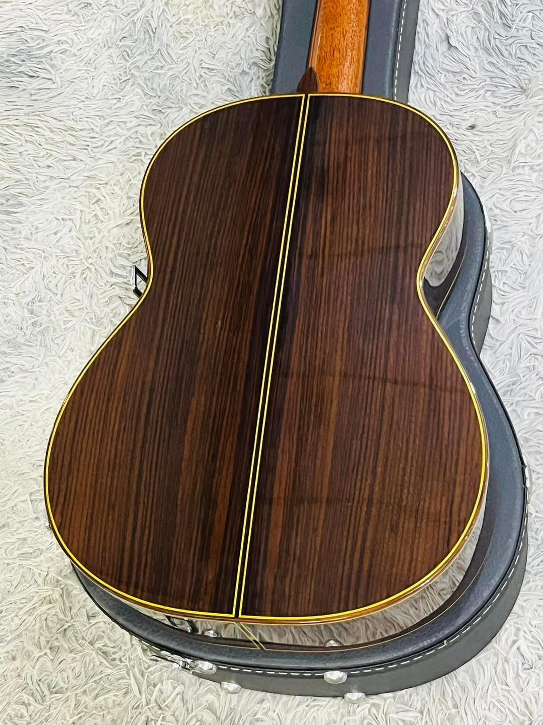 Đàn Guitar Classic Takamine No10