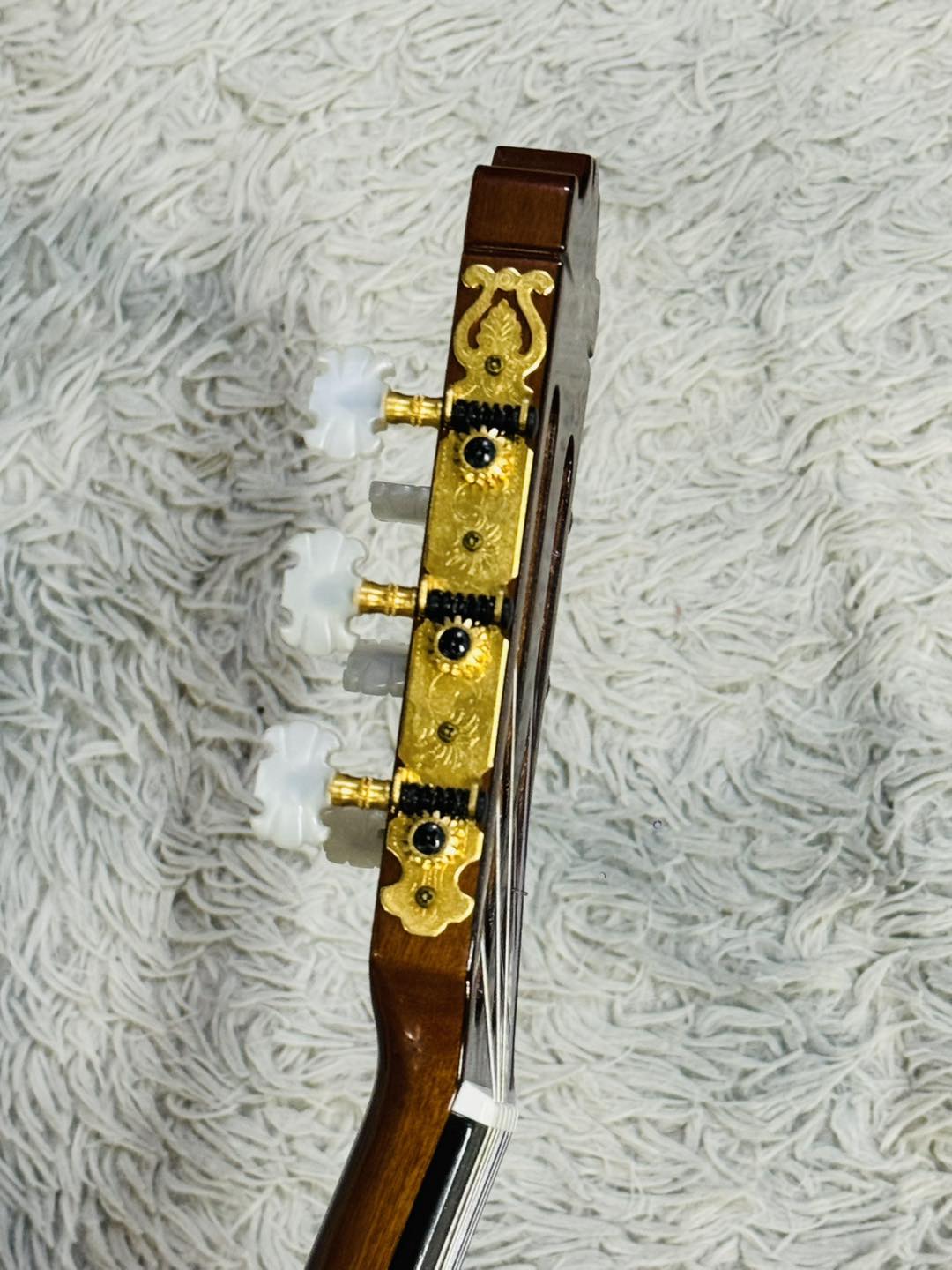 Đàn Guitar Classic Yamaha C300