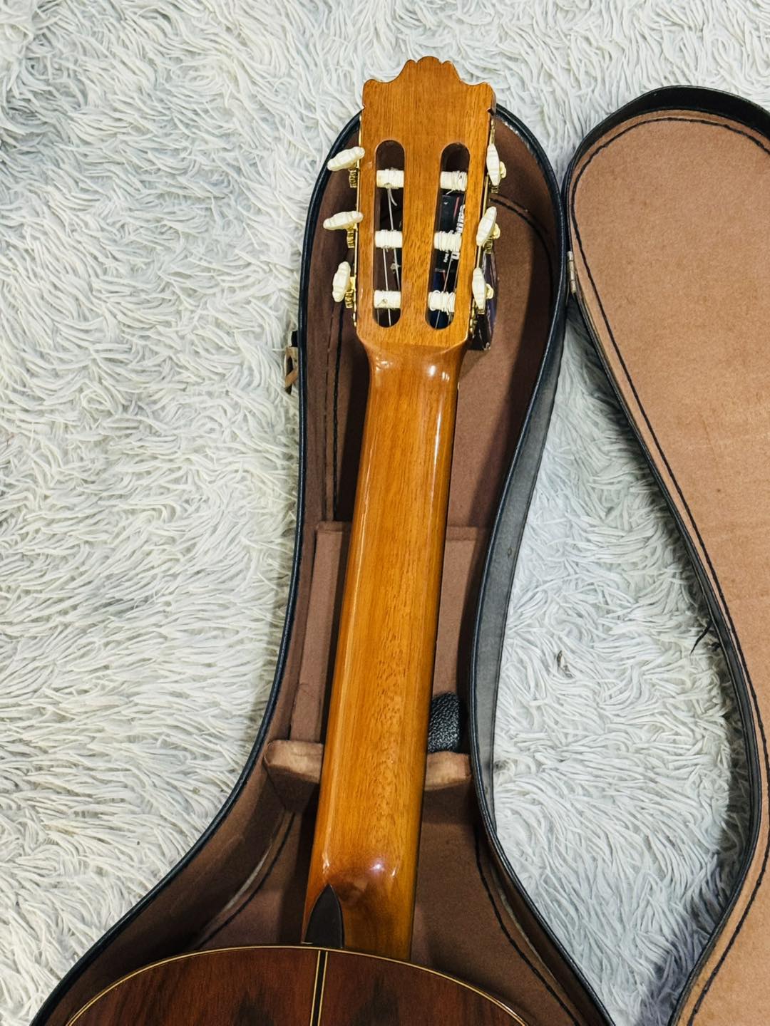 Đàn Guitar Classic Yamaha C 250