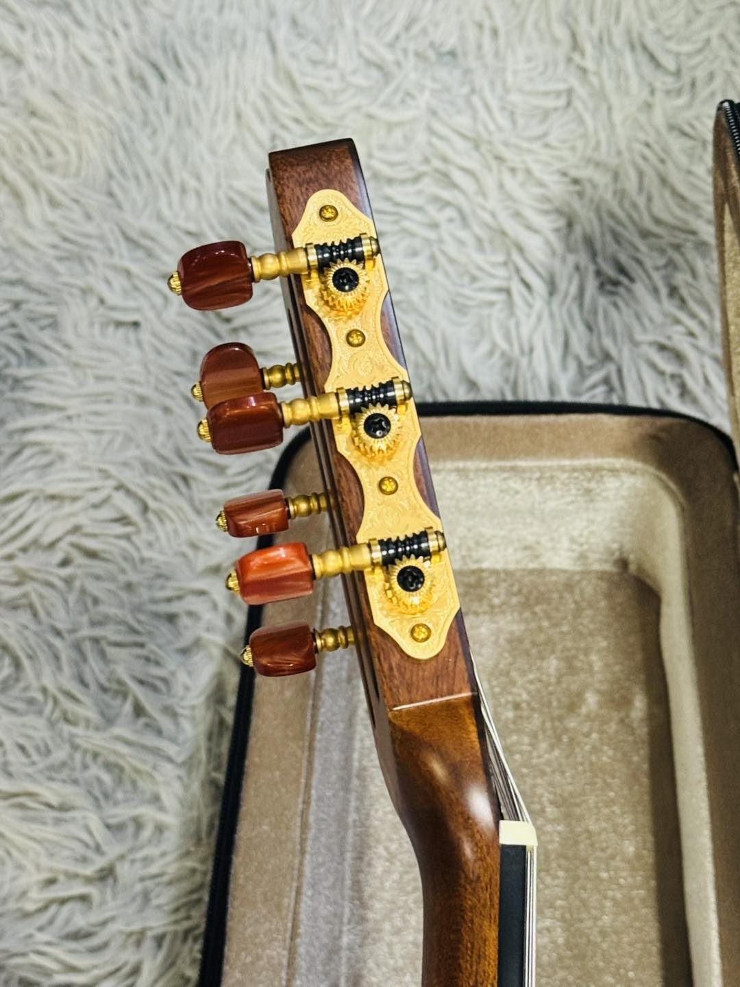 Đàn Guitar Classic Yamaha NTX1200R