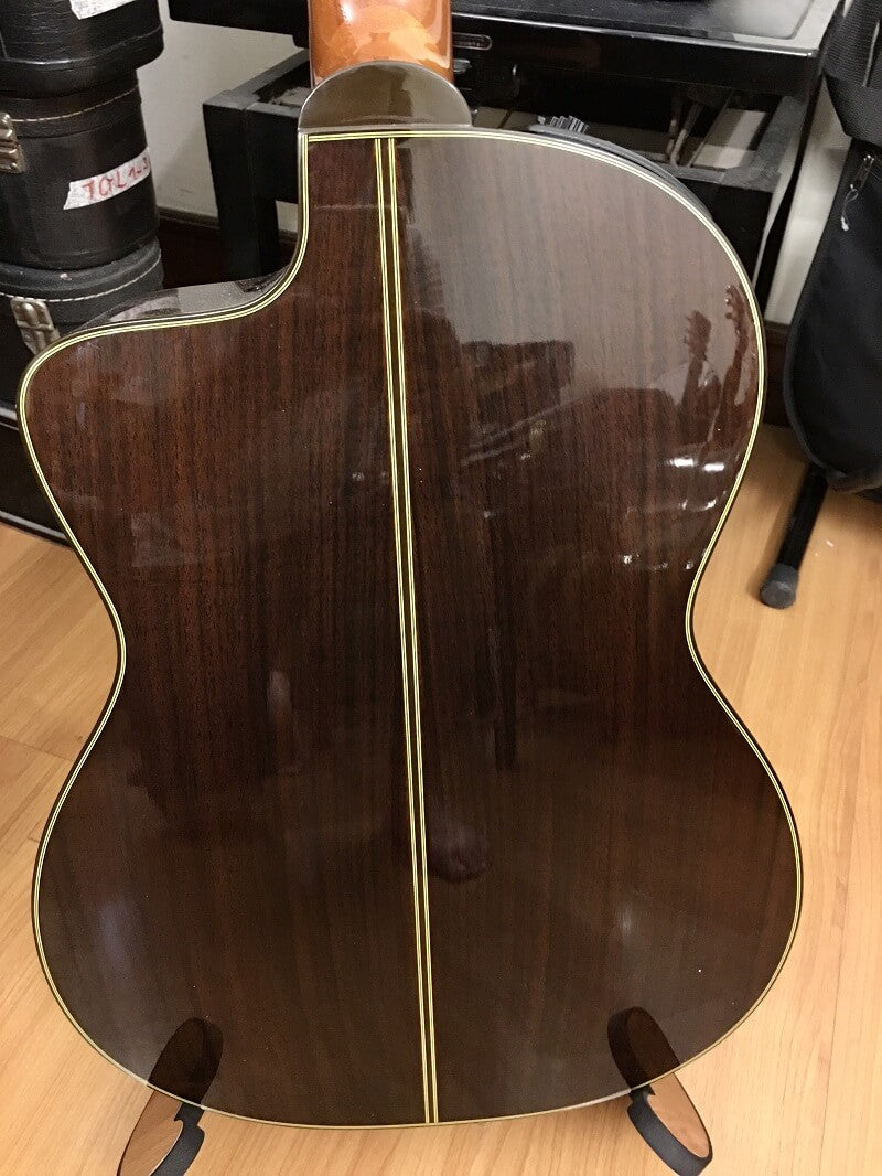Đàn Guitar Classic Takamine TC132SC
