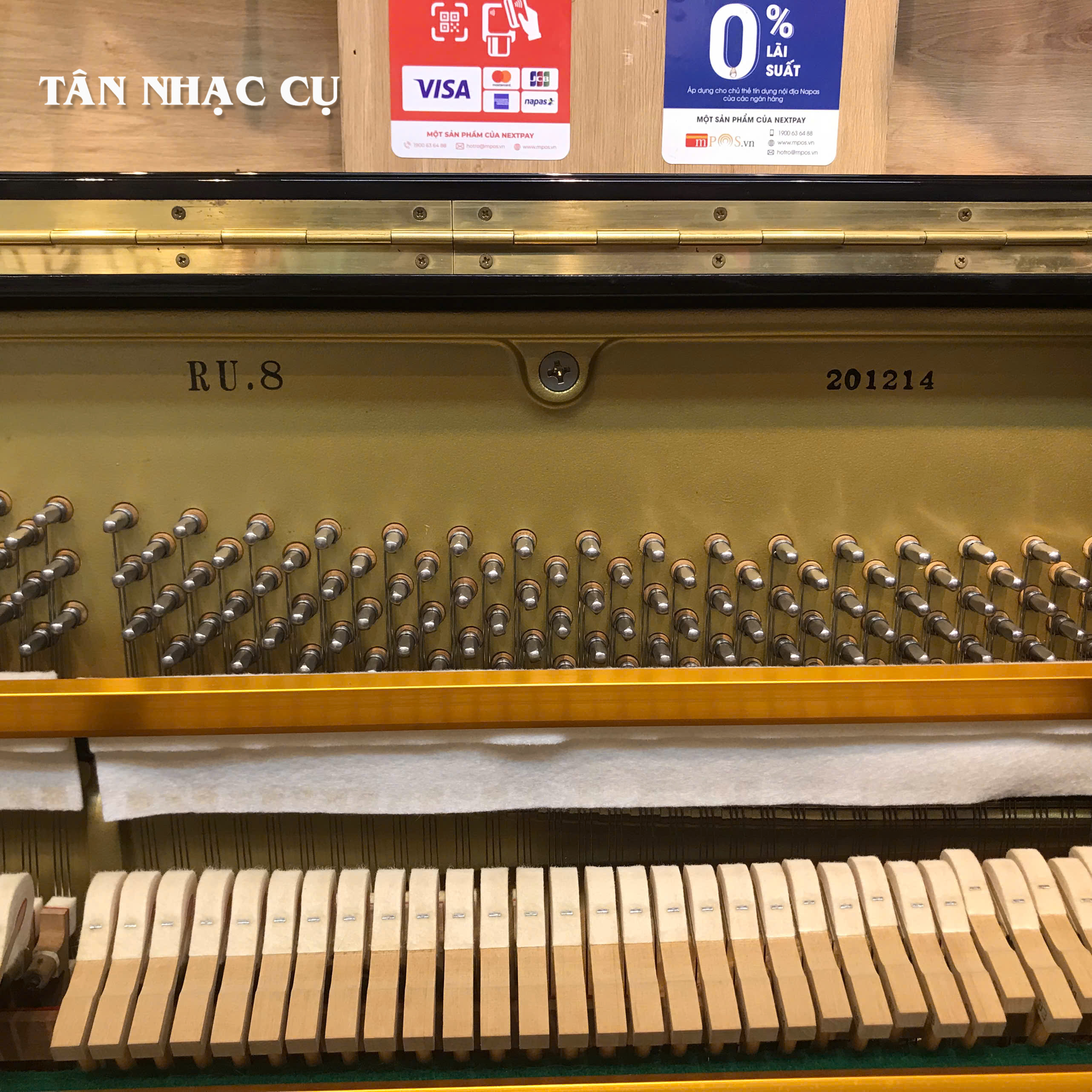 Đàn Piano Cơ Upright Apollo RU8