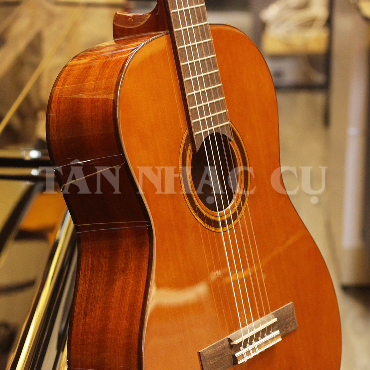 Đàn Guitar Classic Admira Malaga