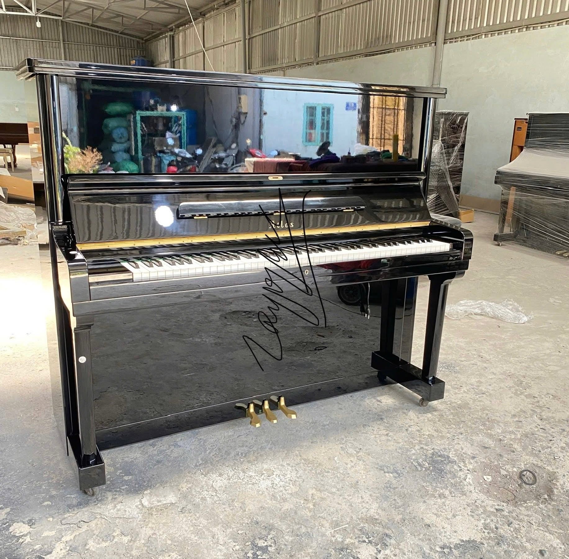 Đàn Piano Cơ Upright Atlas A35H